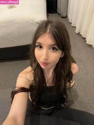 Claumarii Claudicloud [ claumarii-claudicloud ] - Shower titties  HAPPY TITTY TUESDAY