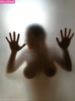 irisgw [ irisgw-1 ] - I choked on the pickle juice before getting caught