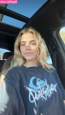 Becca Means [ becca-means ] - i m bored and alone any ideas on what i should do