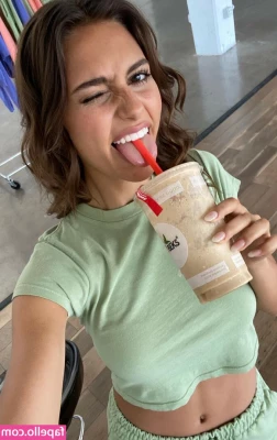 Reneé Maudlena Noe [ renee-maudlena-noe ] - I NEED you to lick and suck every inch of my body... come pull me