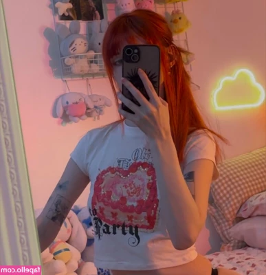 shortcke - Good morning love  can you bring me breakfast