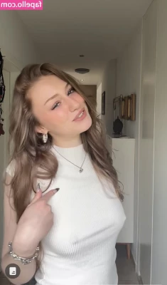 Yana Clare [ yana-clare ] - i need your cock