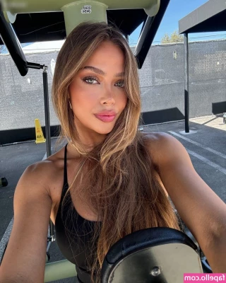 Camilla Nkenke [ camilla-nkenke ] - Flirty minds think alike. What's on your mind? 💭😘 Follow my VIP