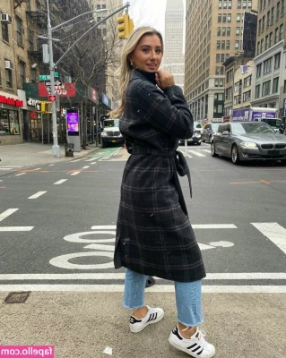 Hannah Cook [ hannah-cook ] - Happy to announce that this weeks Fun Friday video just dropped on my