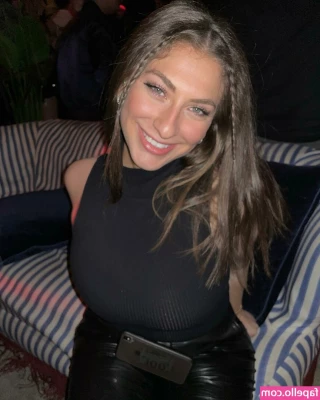 Nikki Kay [ nikki-kay ] - 😭😭😭 OnlyFans hates meeeeee. the connection for my LIVE isnt