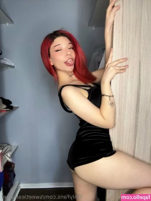 sweetieamonet - Oh no, my massive tits have fallen out of my dress! How embarrassing
