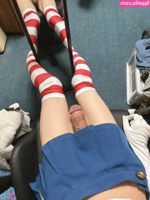 Finni081 - My booty is so jiggly     Come out and see me tonight
