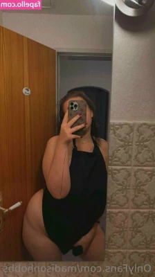 madisonhobbs - Snapchat premium is back  Daisy_d47 to buy