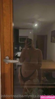 madisonhobbs - I wanna cum so bad