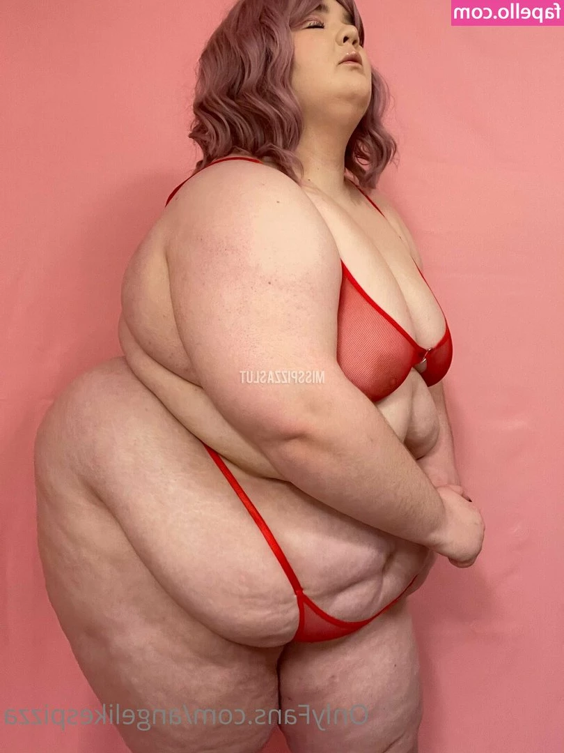angelikespizza - Suck my strap on like a slut! I want to see your mouth full😈💦