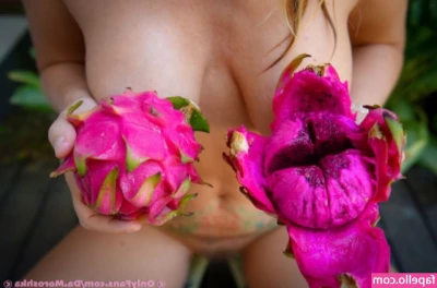 Katrina Moroshka [ katrina-moroshka ] - I just love to help people