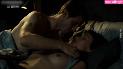 Julia Koschitz [ julia-koschitz ] - So who's licking this mess? 💙