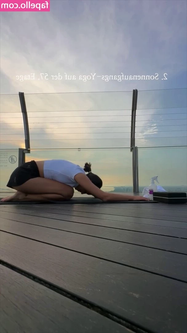 Shanti Tan [ shanti-tan ] - Or do you like a sexy leotard being stripped off
