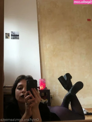 aarreeta - Go like my new TikTok    surpur_cute