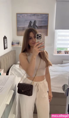 Melina.msxou [ melina-msxou ] - Enjoy this JOI video  Don t you just love when I tell you how to eye