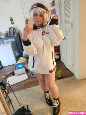piggynukka - Finally back into my account  Many post to come soon