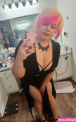 piggynukka - Wanna have a taste of these, babe?