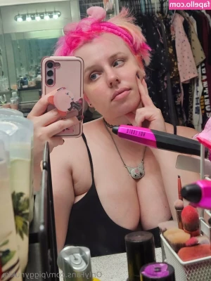 piggynukka - Which one of these positions would you fuck me in first
