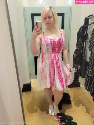 piggynukka - You got my nipples so hard darling