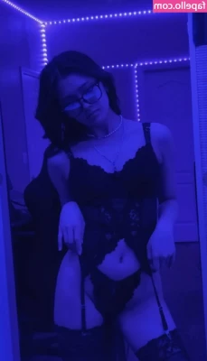 Irene Wong [ irene-wong-1 ] - Lil squirt snaps