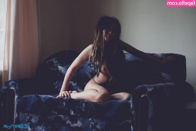 Kat TaylorSaydie [ kat-taylorsaydie ] - Baby.. just 40$ till I reach my goal this month.. Would you help me?