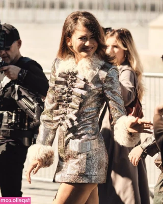 Zendaya [ zendaya-2 ] - https://onlyfans.com/398843262/candyasia