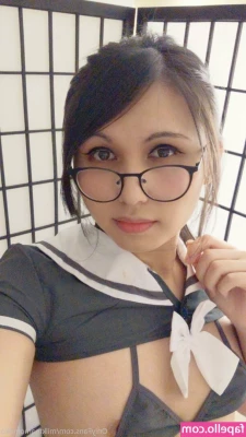 milkteamomoko - Lying on the bed naked, will you accompany me?