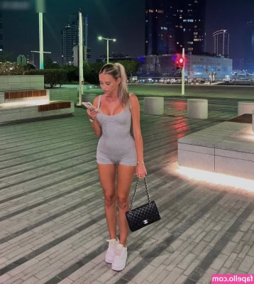 Payton Ramolla [ payton-ramolla ] - My ass feels like it s getting so big