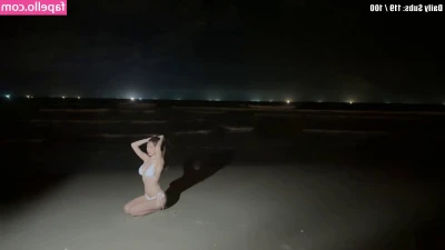 hello_kiko [ hello-kiko ] - Fresh footprints!