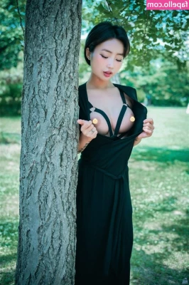 2xzxzxz2 - Just a slut who loves some big cock
