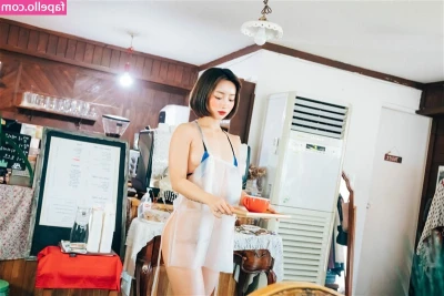 2xzxzxz2 - Tits and kisses for you 😘
