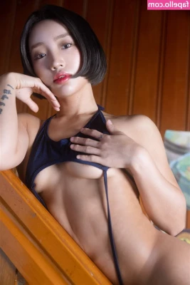 2xzxzxz2 - I can always tell when I m about to start ovulating  I m sooo wet all
