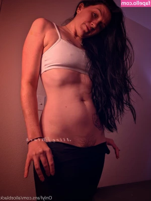 aliceblack - Nurse daisy