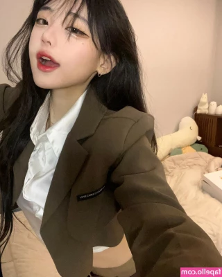 hinachan01 - Anyone have any special request pics drop a comment and I ll do my