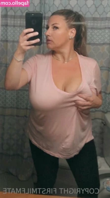 firstmilfmate - Afternoon bbs  It s a chill type of for me what about you