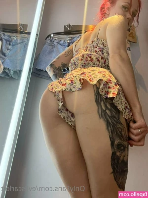 evilscarlett - My cover on my main page 🥰 @babycakezgiz