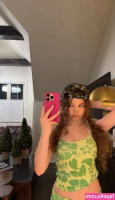 Sunday Kalo [ sunday-kalo ] - Do u think this corset fits