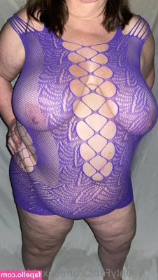 sexybbwlily - We serving nothing but cake   tonight