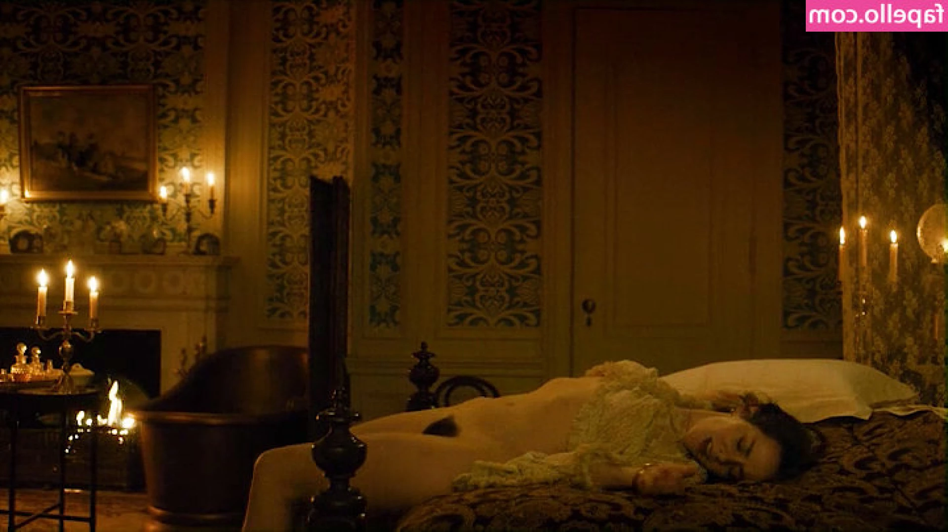 Jena Malone [ jena-malone ] - Do u think this corset fits