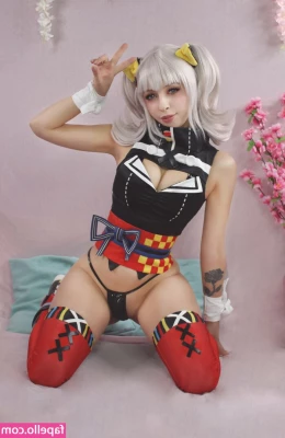 Aoy_Queen [ aoy-queen ] - dom_siemprebella  My friend is very hot today and she wants to play