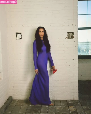 Padma Lakshmi [ padma-lakshmi ] - Webcam moments getting verbal with daddies