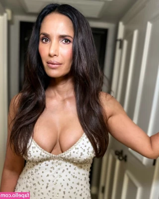  [ padma-lakshmi ] - CUTE @yeseniapan AND HER FIRM BREASTS ARE WAITING FOR YOU