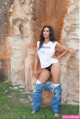  [ padma-lakshmi ] - Morning   if you could have me for 24hrs and I promised I wouldn t