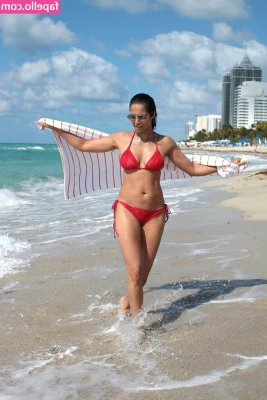  [ padma-lakshmi ] - Come let me taker you deeper and deeper in to your addiction