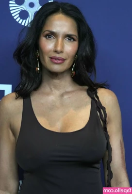  [ padma-lakshmi ] - New pedi color☺️☺️🫶🏻🫶🏻