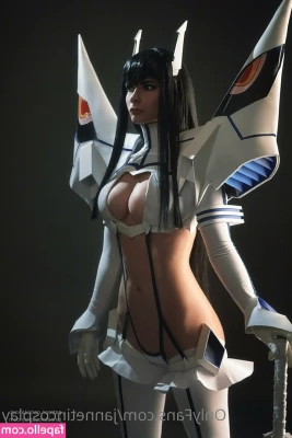 jannetincosplay - do u think u could handle all this