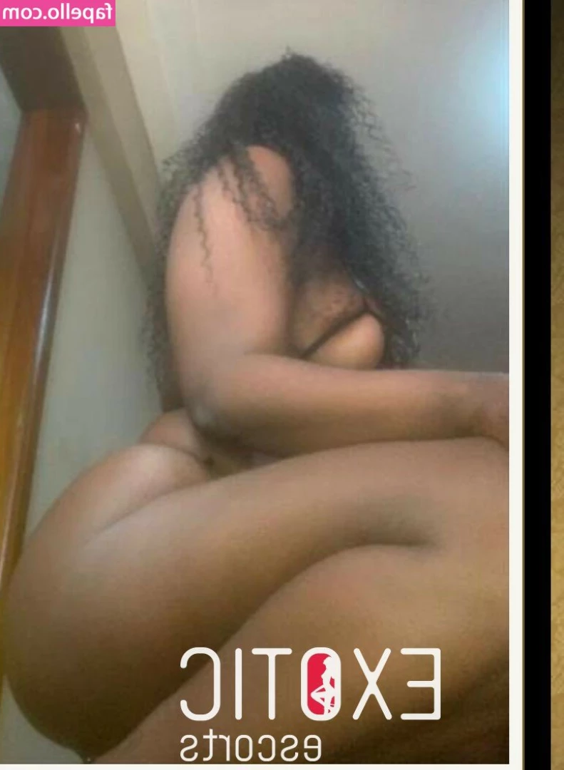 Spicy Mami [ spicy-mami ] - I have said it before  but I do think I get the best view in the