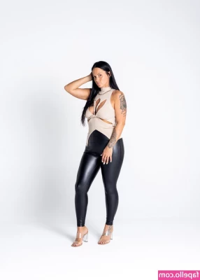 Spicy Mami [ spicy-mami ] - Walk alll over you 😈