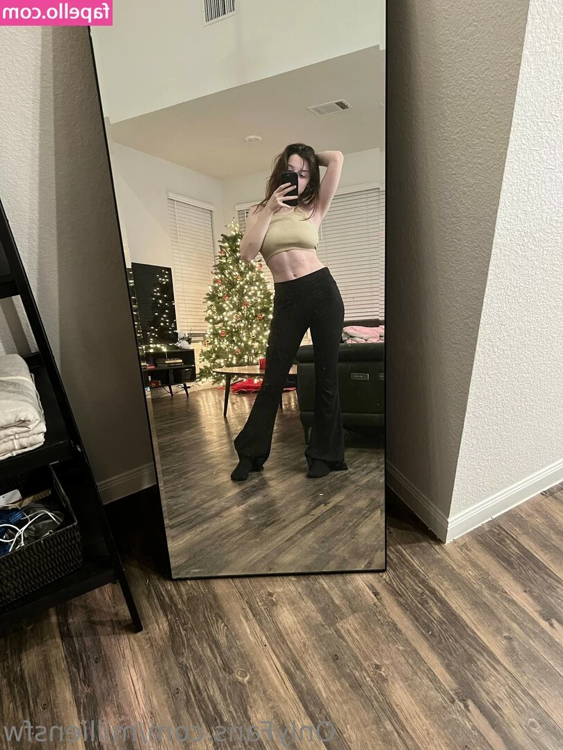 EmiliaNSFW - Absolutely exhausted after a tie   Aren t my bruises cute