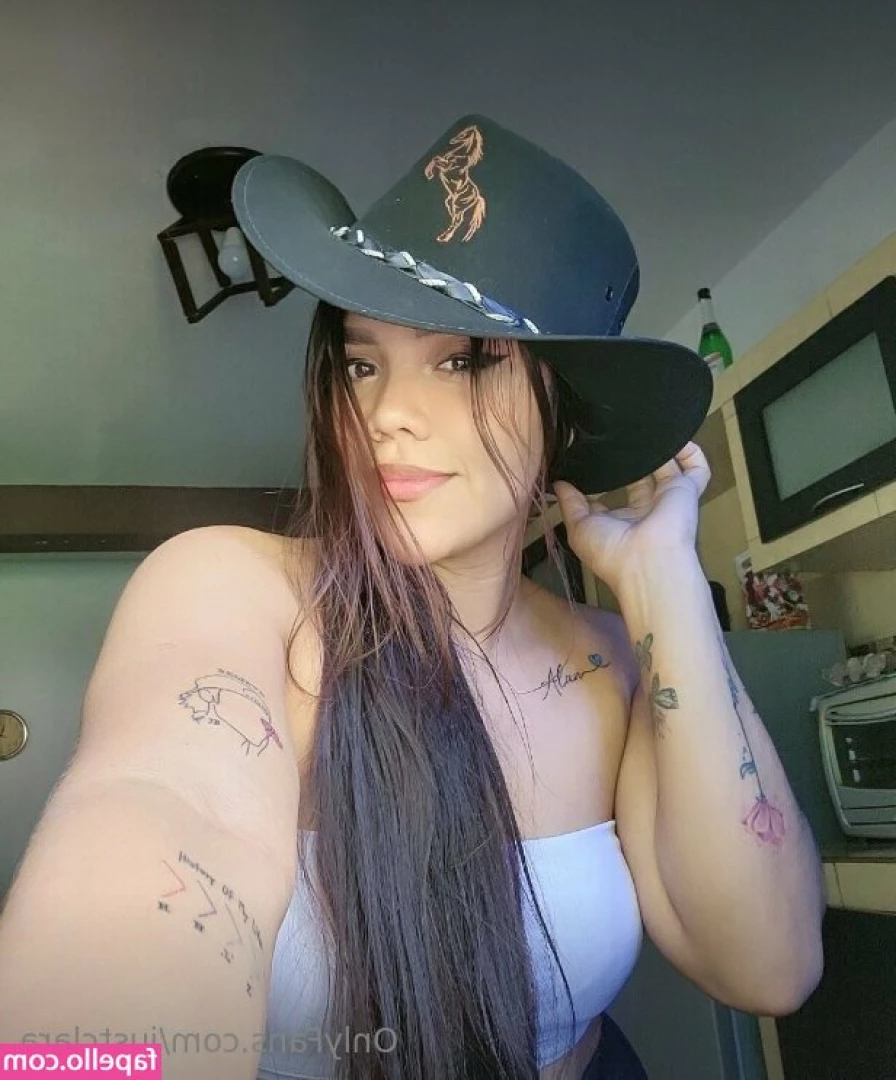 justclara - Pussy still throbbin from this head